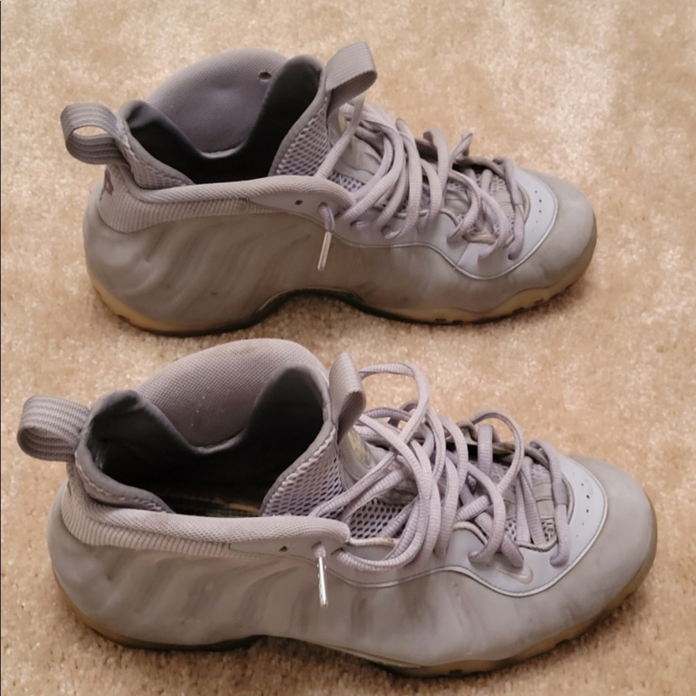 2015 Wolf Grey Air Foamposite, Size 11